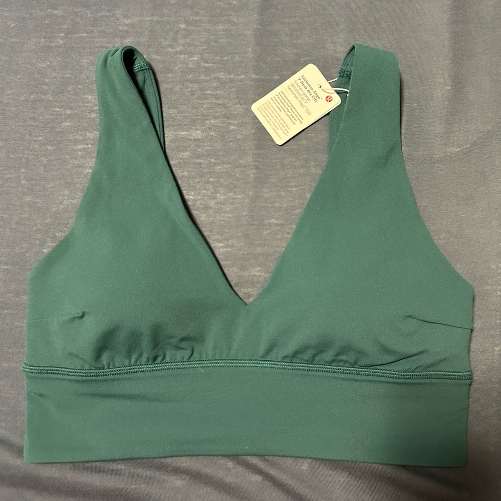 NWT Lululemon Align V-neck bra C/D size 8